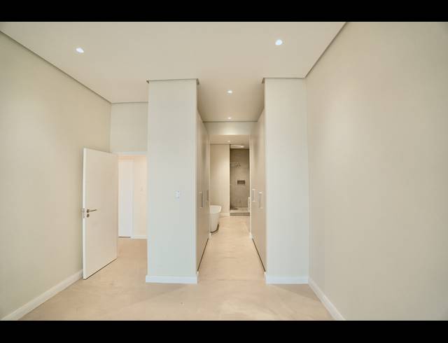 3 BEDROOM APARTMENT TO LET IN SALT ROCK